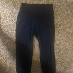 lululemon athletica navy size 6 jogger legging 
28 length
